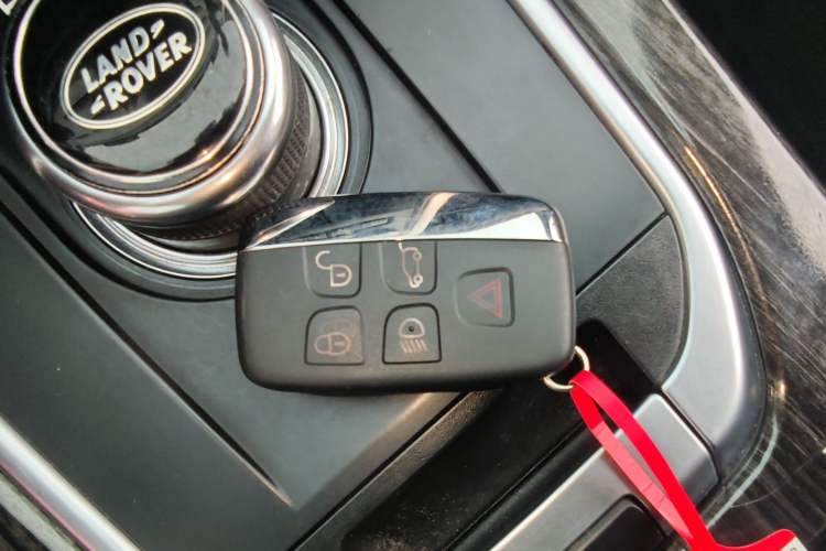 Used Land Rover Discovery Sport 2017 2.0T HSE
