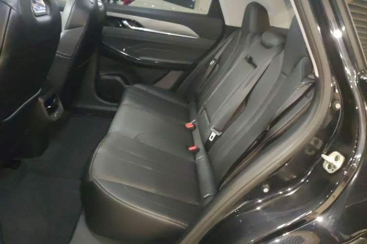 Used Dongfeng Aeolus Mage 2023 DH-i 1.5T Prestige Edition