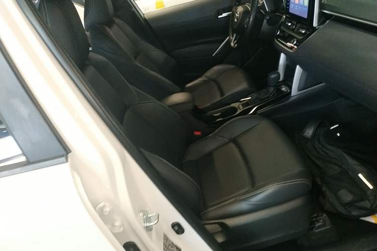 Used Toyota FRONTLANDER 2022 2.0L CVT Luxury Edition
