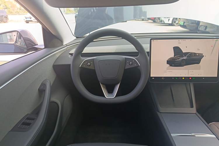 Used Tesla Model 3 2023 Rear-Wheel-Drive Version
