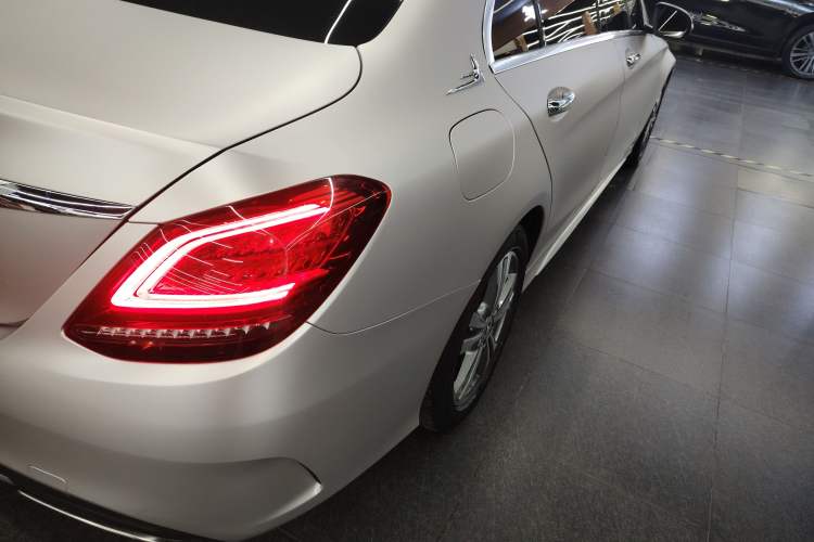 Used Mercedes-Benz C-Class 2019 C 180 L Fashion Edition Sport Version
