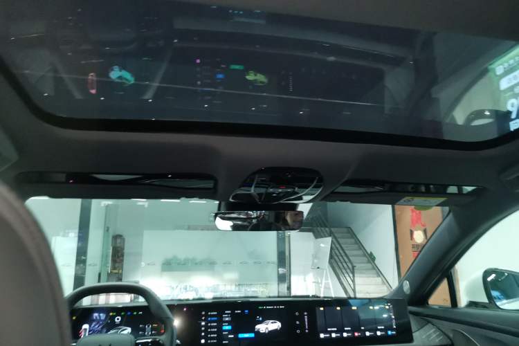 Used VOYAH PASSION 2024 PHEV Four-Wheel Drive Ultra-Long Range Flagship Model