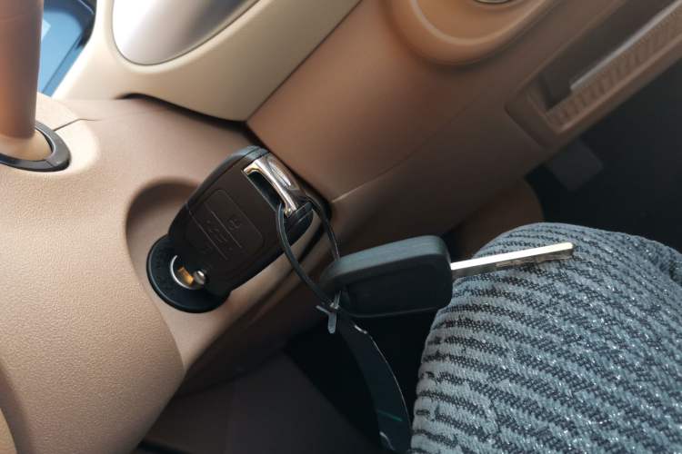 Used Wuling Hongguang MINIEV 2025 Four-Door Version Advanced Edition
