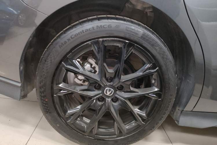 Used Changan UNI-V 2024 1.5T Prestige Edition
