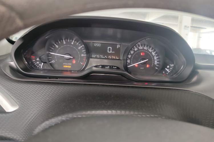 Used Peugeot 2008 2014 1.6L Automatic Trend Edition
