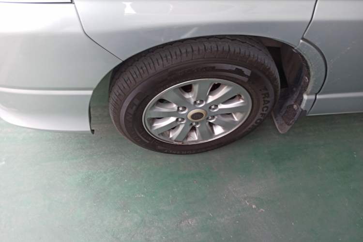 Used Jinbei Grace 2010 2.7L 3rd Generation Yu Ling Luxury Version Long Wheelbase 9-Seater Equipped with 2TR Engine