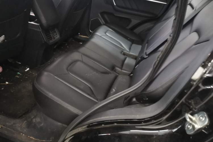 Used Haval H6 2017 Blue Label 1.5T Automatic Two-Wheel Drive ZhiShang Model
