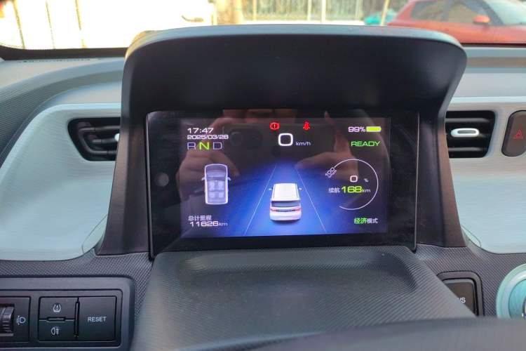 Used Wuling Hongguang MINIEV 2022 Macaron Premium Model – Lithium Iron Phosphate
