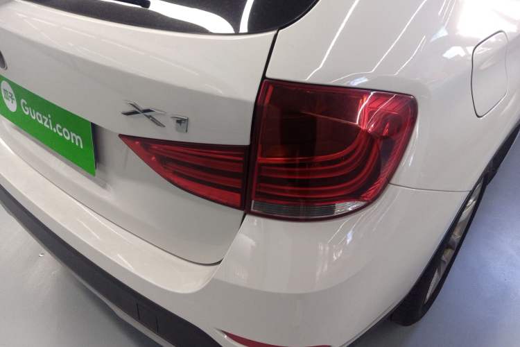 Used BMW X1 2014 sDrive18i Leading Model
