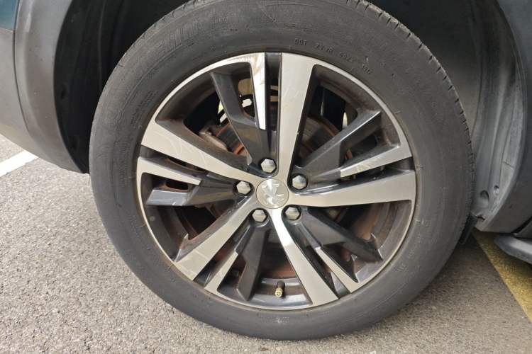 Used Peugeot 5008 2017 350THP 7-Seater Elite Edition
