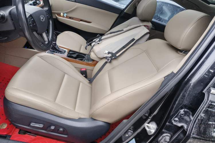 Used Hyundai Mistra 2014 1.8L Automatic Deluxe DLX Model
