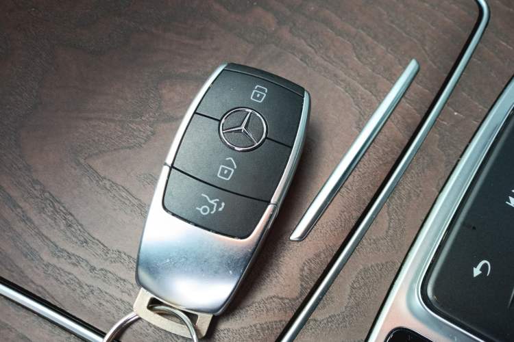 Used Mercedes-Benz GLC 2020 Facelift GLC 260 L 4MATIC Luxury Edition