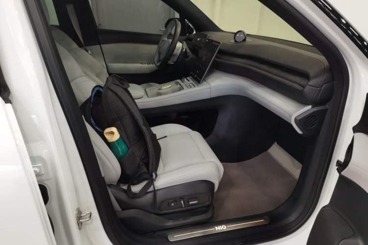 Used Nio ES6 2023 75 kWh
