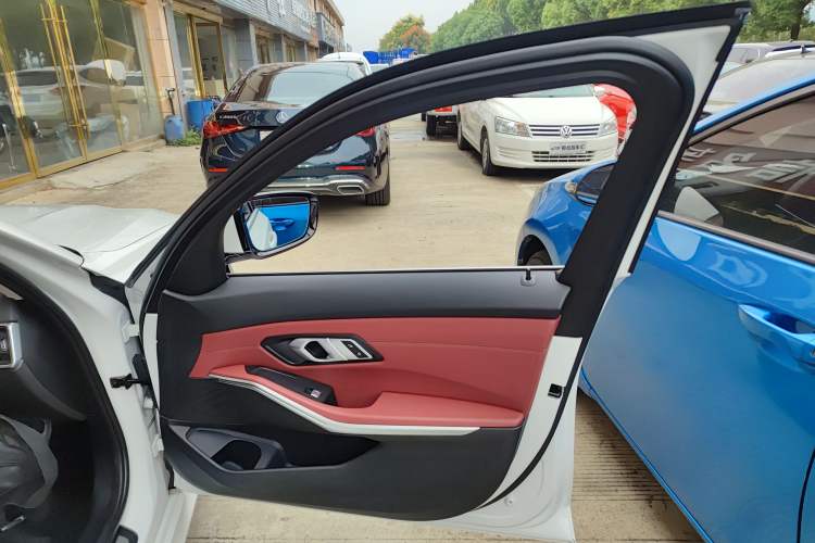 Used BMW 3 Series 2023 325i M Sport Package
