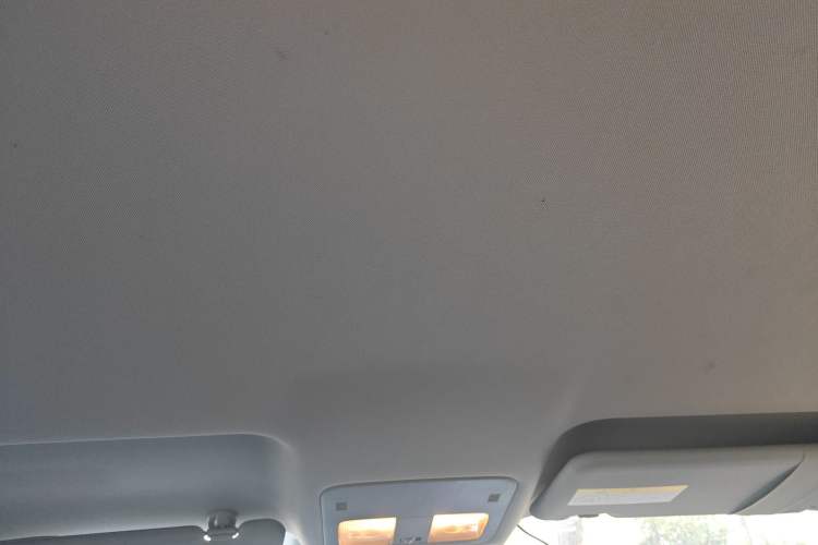 Used Renault Koleos 2014 Revised Version 2.0L Two-Wheel Drive Standard Edition