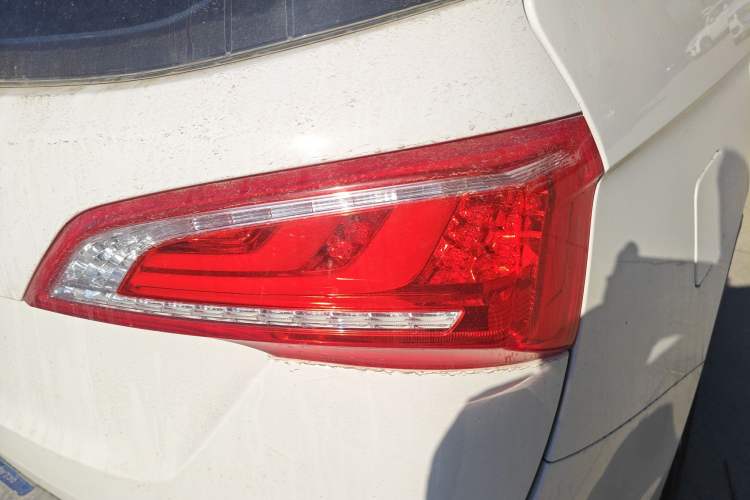 Used Baojun 730 2017 1.8L iAMT Prestige Version 7 Seats
