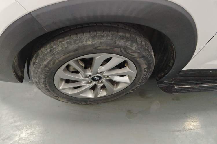 Used Hyundai Tucson 2018 1.6T Dual-Clutch Two-Wheel Drive 15th Anniversary Special Edition
