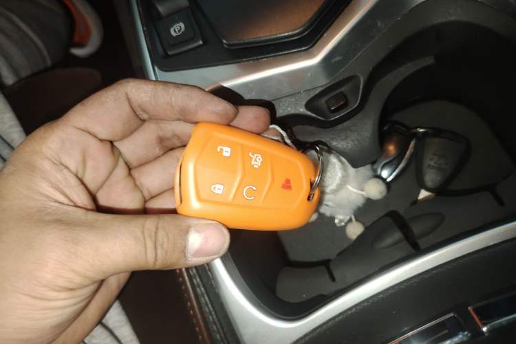 Used Cadillac SRX 2015 3.0L Elite Model
