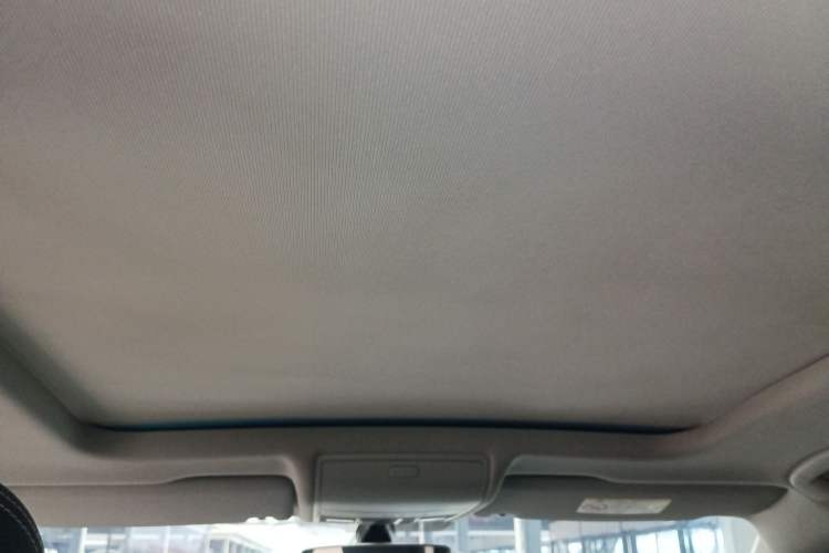 Used Volkswagen Tiguan L 2018 330TSI Automatic Two-Wheel Drive Luxury Edition