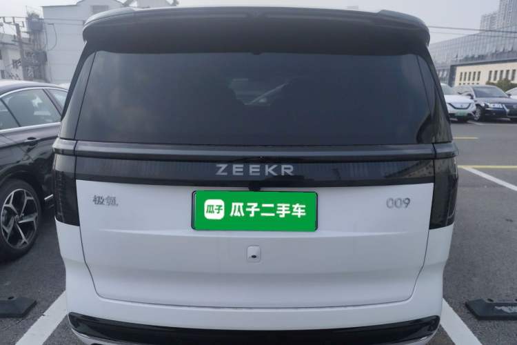 Used Zeekr 009 2024 Six-Seat Executive Version 4WD 108 kWh