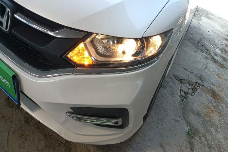 Used Honda Jade 2017 1.8L automatic Comfort version 5 seats
