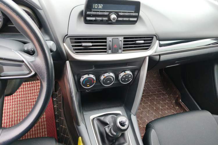 Used Mazda CX-4 2018 2.0L Manual Two-Wheel Drive Blue Sky Dynamic Edition China V Standard
