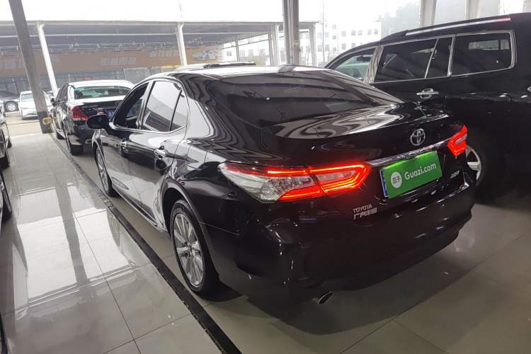 Used Toyota Camry 2018 2.0G Luxury Edition
