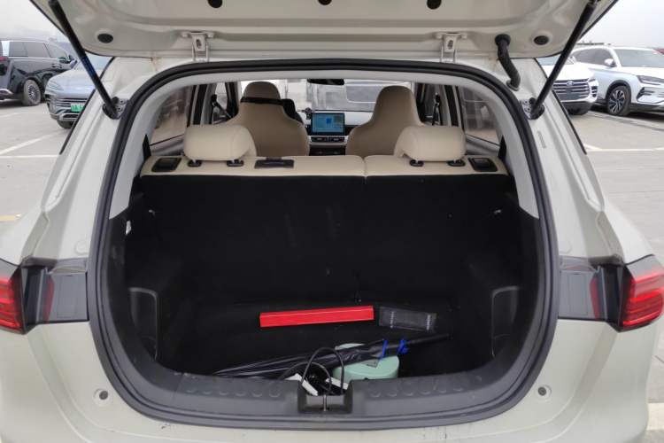 Used Wuling Bingo PLUS 2024 330 km Range Five-Seater Version