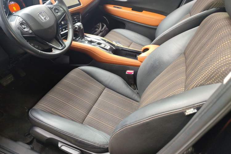 Used Honda Vezel 2015 1.8L CVT 2WD Luxury Model