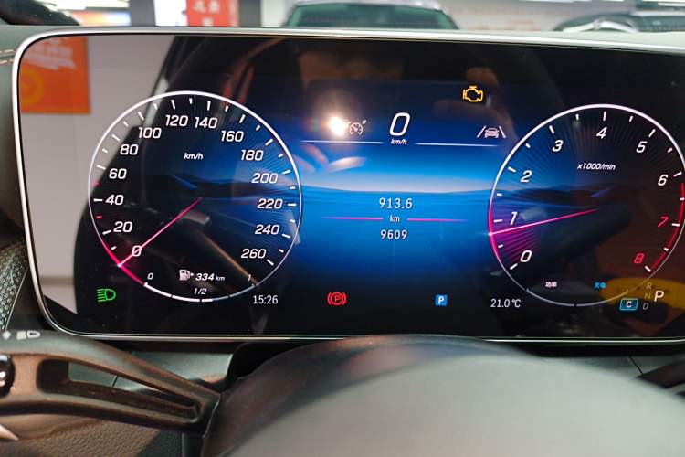 Used Mercedes-Benz GLC Coupe 2025-Year Restyled GLC 260 4MATIC Coupe SUV
