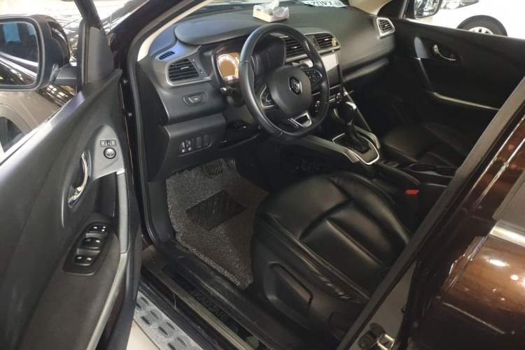 Used Renault Kadjar 2017 2.0L Two-Wheel Drive Comfort Edition
