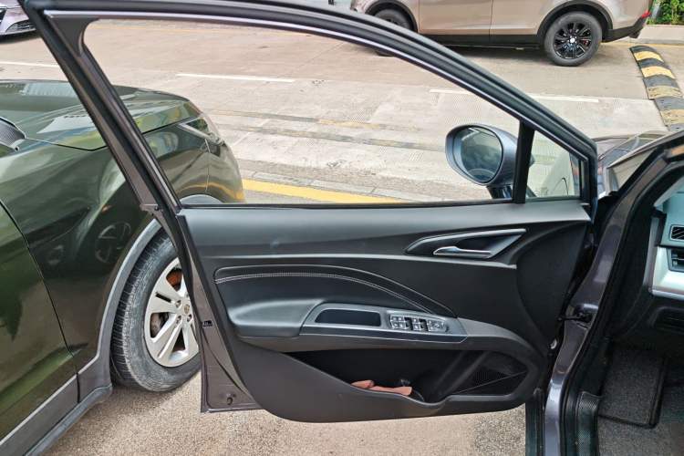 Used NETA V 2021 Long-Range Entertainment Edition Upgrade Model
