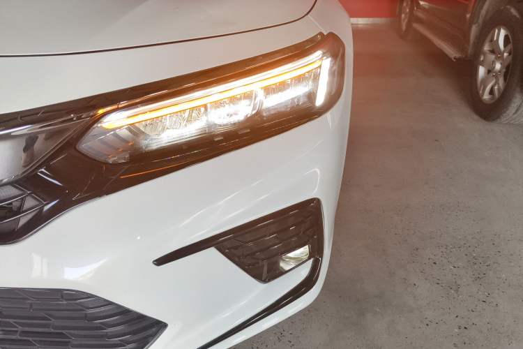 Used Honda Civic 2023 240TURBO CVT Dynamic · Center Stage Special Edition
