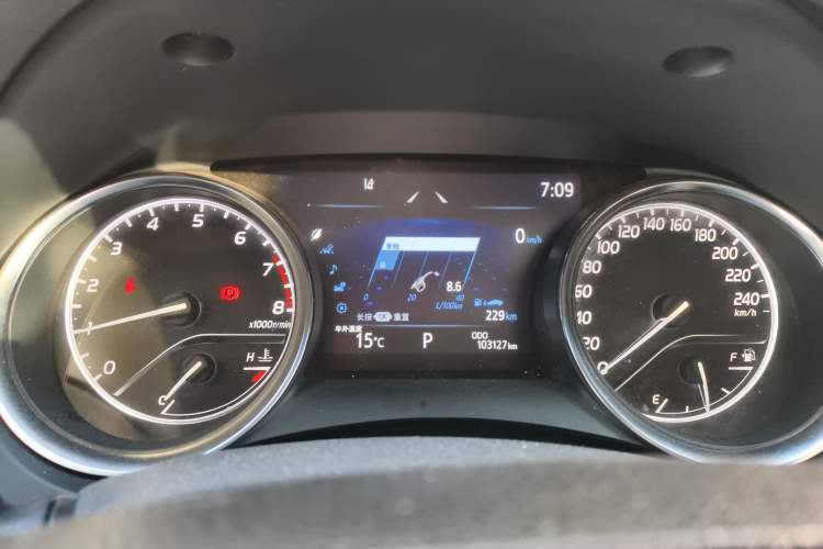 Used Toyota Camry 2019 2.5G Luxury Edition China VI Standard
