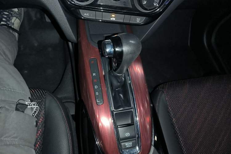 Used Honda XR-V 2015 1.8L EXi CVT Comfort Version
