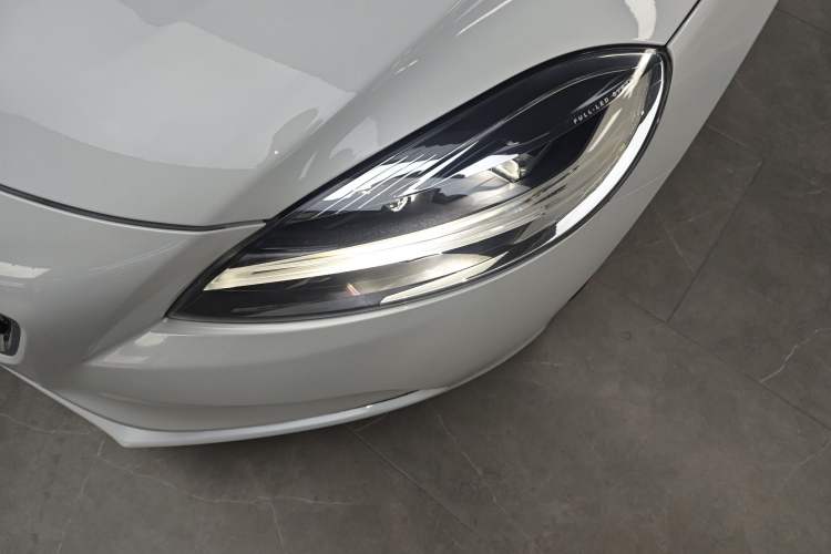 Used Volvo V40 2018 T3 Zhiya Edition