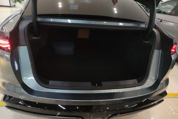 Used BYD Han L 2025 DM-p Four-Wheel-Drive LiDAR Flagship Model
