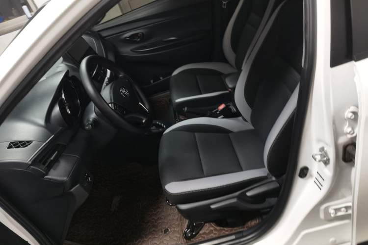 Used Toyota YARiS L 2022 X-Trail 1.5L CVT Leading PLUS Edition
