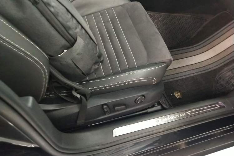 Used Volkswagen Magotan 2020 330TSI DSG Luxury Edition
