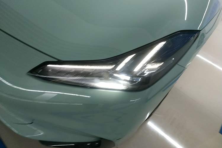 Used  GT 2023 560 Rear-Drive Seven-Wing Edition
