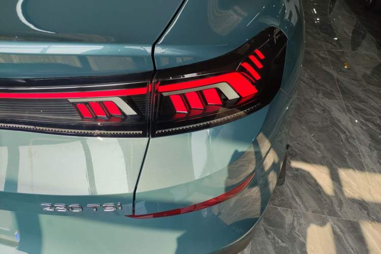 Used Volkswagen Lamando 2024 Lavida L 280TSI DSG Cool & Spicy Edition