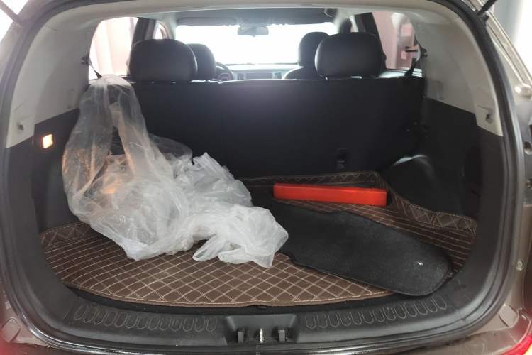 Used Kia Sportage R 2015 2.0L Manual Two-Wheel Drive GL Model