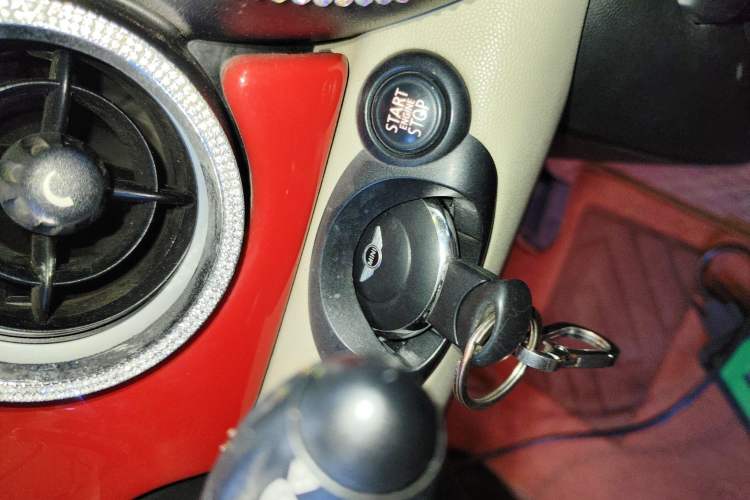 Used  MINI 2011 1.6L COOPER Fun