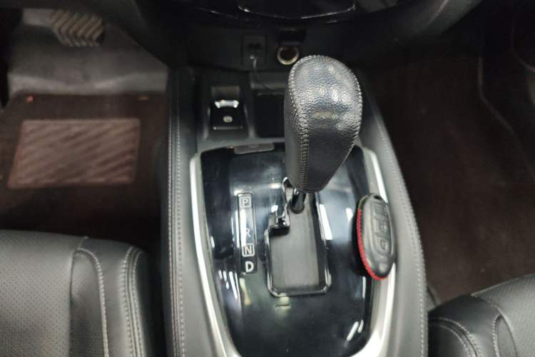 Used Nissan X-Trail 2019 2.0L CVT Smart Connect Comfort Edition 2WD
