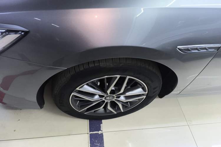 Used BYD Qin PLUS 2023 Champion Edition DM-i 120KM Excellence Model
