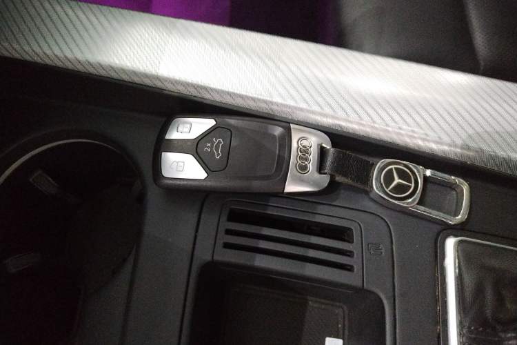 Used Audi A4L 2020 40 TFSI Fashionable and Elegant Model