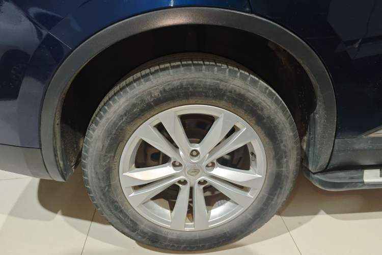 Used Renault Koleos 2017 2.0L Two-Wheel-Drive Leading Edition