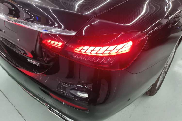 Used Mercedes-Benz E-Class 2023 Updated E 300 L Fashion Edition
