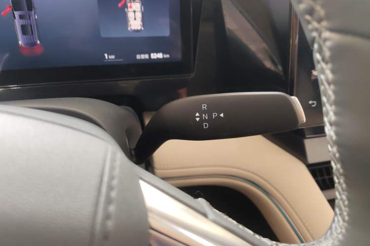 Used BYD Xia 2025 DM-i 1.5T 180km Beyond Edition
