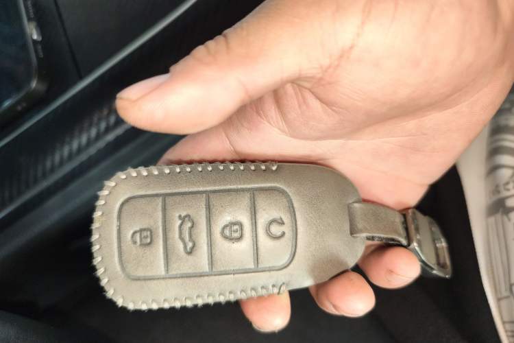 Used Chery Tiggo 9 2023 2.0T Dual-Clutch Two-Wheel Drive Luxury Edition 5 Seats
